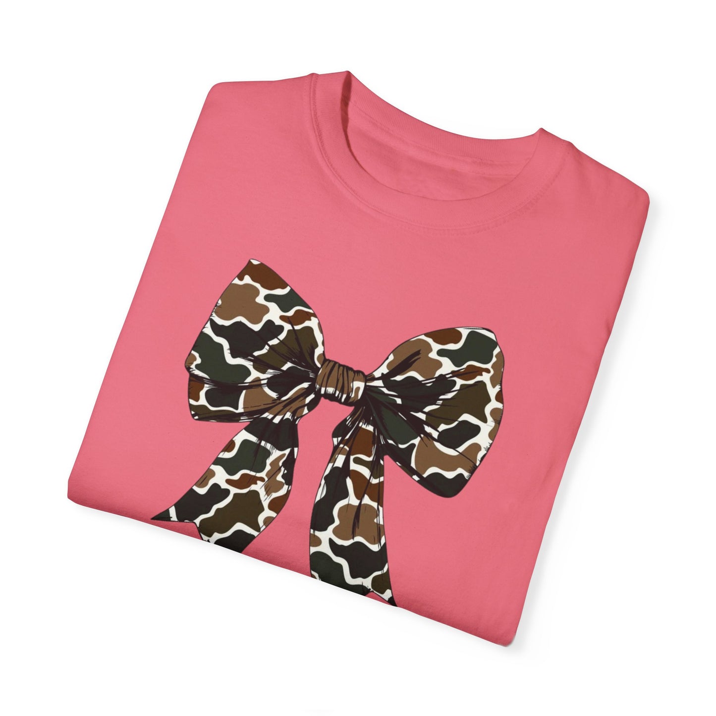 Camo Bow Unisex T-Shirt - Trendy Garment-Dyed Tee