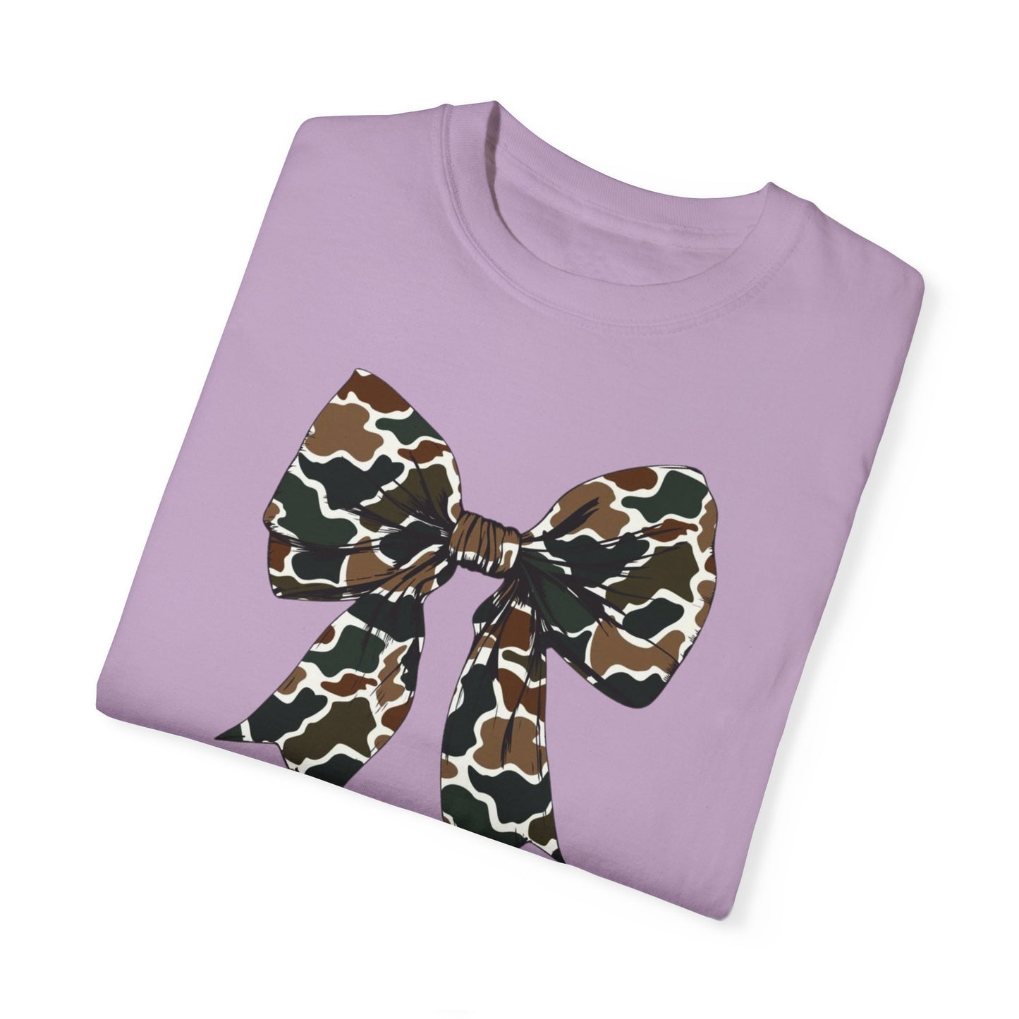 Camo Bow Unisex T-Shirt - Trendy Garment-Dyed Tee