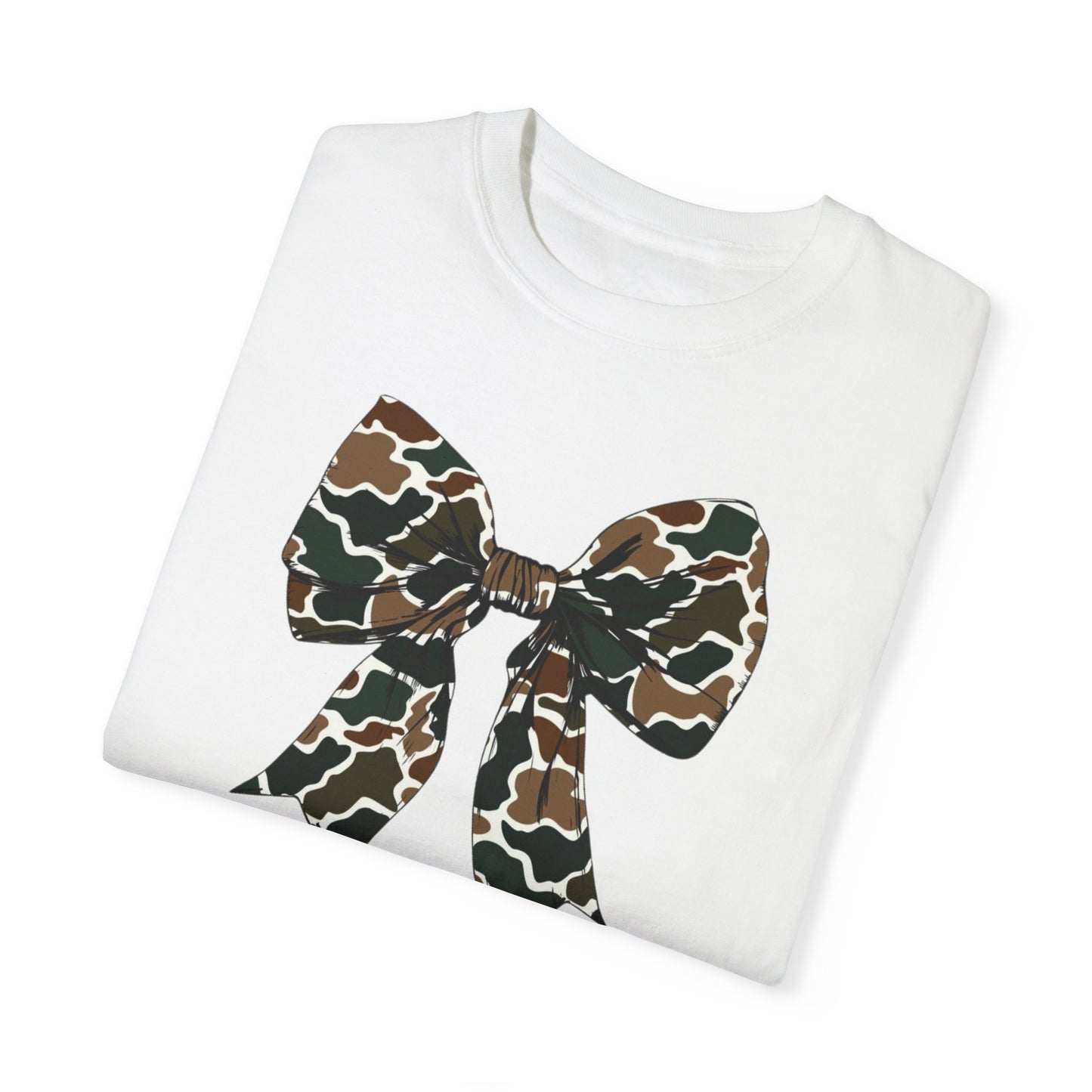 Camo Bow Unisex T-Shirt - Trendy Garment-Dyed Tee