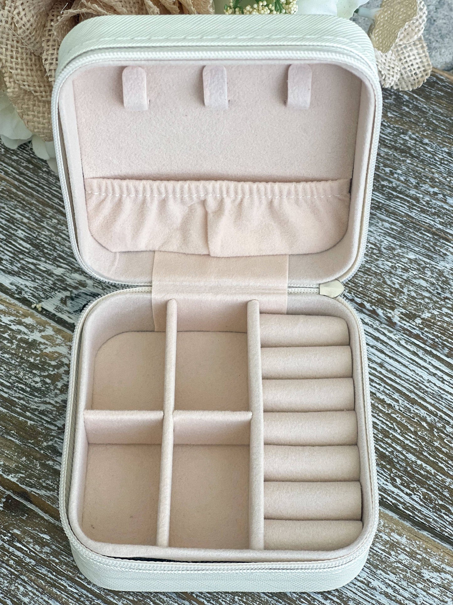Customizable Travel Jewelry Box-Off White